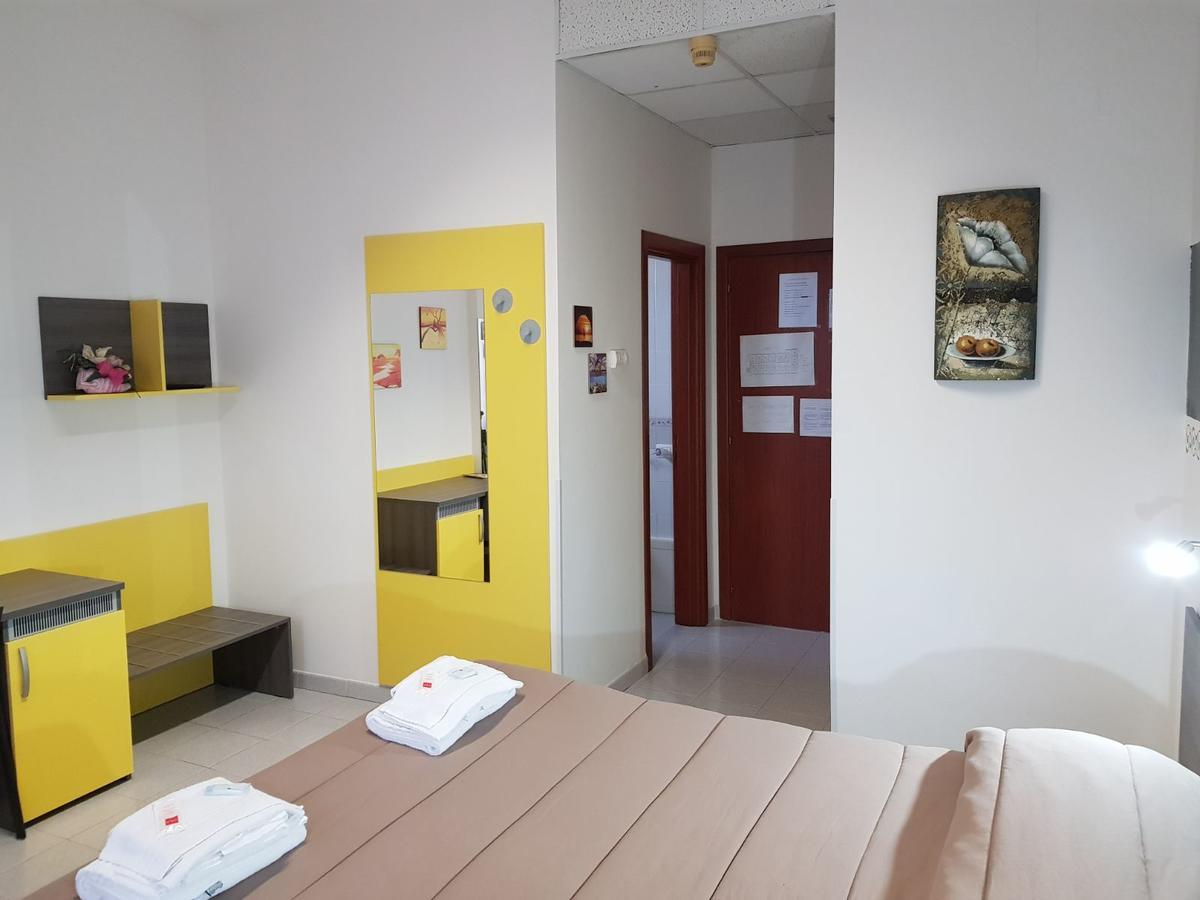 L Anfora Hotel Tramatza Bagian luar foto